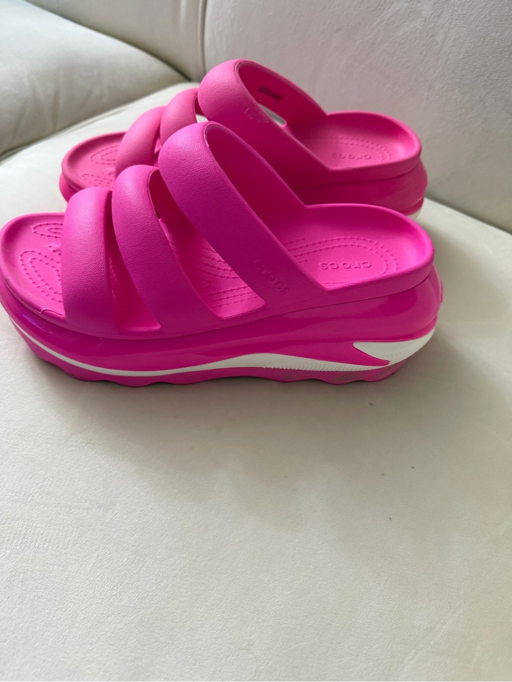 CROCS Unisex Triple-Strap Platform Slides in Bright Pink with White Accent